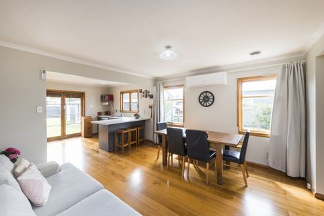 Photo of property in 21 Glasgow Street, Takaro, Palmerston North, 4412