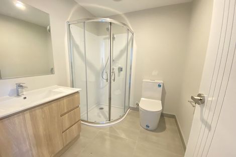 Photo of property in 39 Kaimai Avenue, Massey, Auckland, 0614