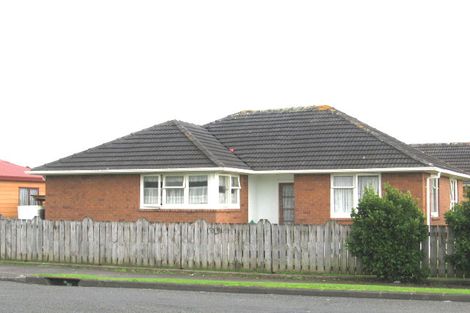 Photo of property in 131 Bruce Mclaren Road, Henderson, Auckland, 0612