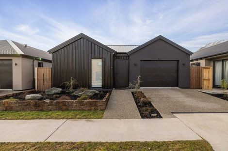 Photo of property in 11 Waterfowl Road, Jacks Point, 9371