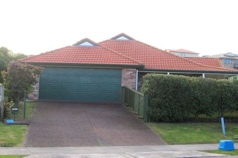 Photo of property in 116 Lakeside Drive, Orewa, 0931
