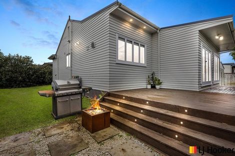 Photo of property in 49d Martyn Street, Waiuku, 2123