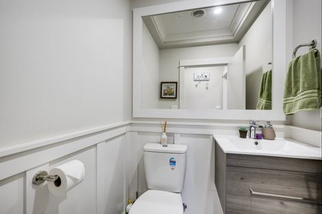 Photo of property in 2 Hurunui Drive, Te Awa, Napier, 4110