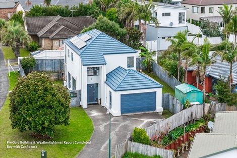 Photo of property in 12 Roy Maloney Drive, Henderson, Auckland, 0612
