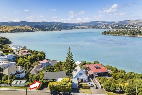 Photo of property in 30 Mana View Road, Paremata, Porirua, 5026