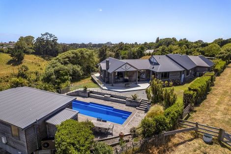 Photo of property in 14b Rennell Street, Frankleigh Park, New Plymouth, 4310