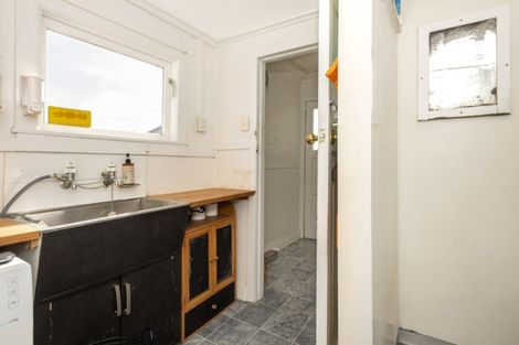 Photo of property in 2 Ora Street, Makaraka, Gisborne, 4010