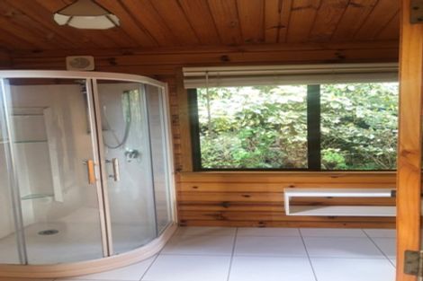 Photo of property in 7 Traffic Road, Greenhithe, Auckland, 0632