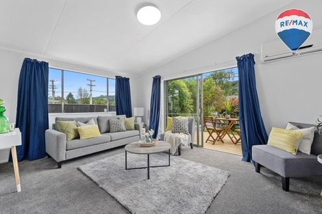 Photo of property in 2/71 Hikurangi Street, Trentham, Upper Hutt, 5018