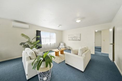 Photo of property in 3a Zircon Place, Wiri, Auckland, 2104