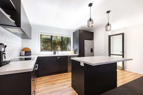 Photo of property in 7 Holystone Road, Whitby, Porirua, 5024