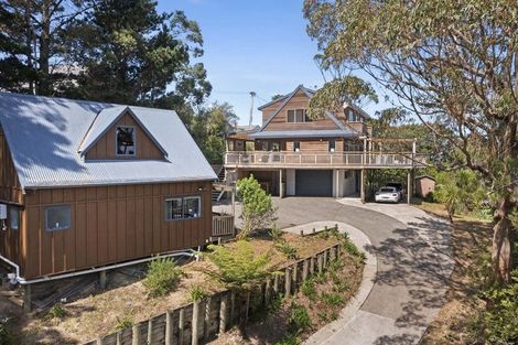 Photo of property in 150 Wade River Road, Wade Heads, Whangaparaoa, 0932