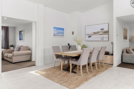 Photo of property in 14 Waitaha Place, Bell Block, New Plymouth, 4312