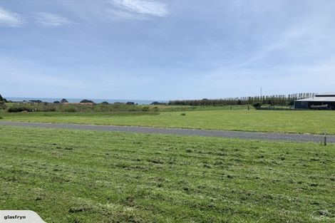 Photo of property in 17 Rawinia Place, Te Kaha, 3199