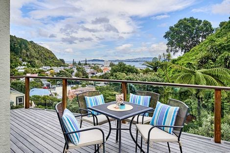 Photo of property in 7 Russo Terrace, Eastbourne, Lower Hutt, 5013