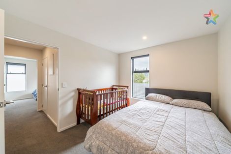 Photo of property in 4/48 Glen Road, Stokes Valley, Lower Hutt, 5019