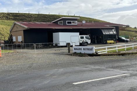 Photo of property in 1633 Harbour Road, Owhiro, Oparau, 3886