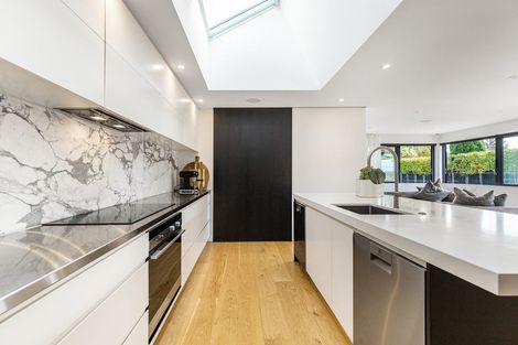 Photo of property in 48 Parkhill Road, Mellons Bay, Auckland, 2014