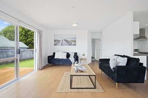 Photo of property in 24 Taihiki Road, Clarks Beach, 2122