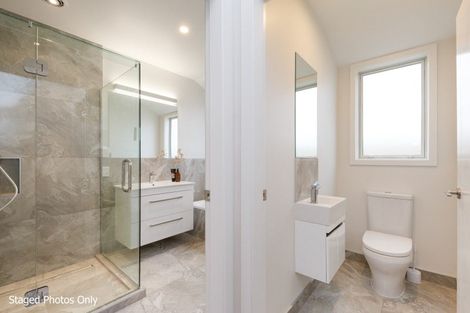 Photo of property in 110 Roberts Line, Kelvin Grove, Palmerston North, 4414