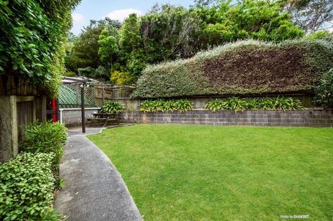 Photo of property in The Triangle, 5/33 Halswater Drive, Churton Park, Wellington, 6037