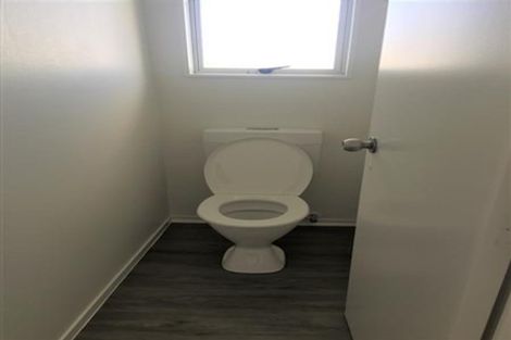 Photo of property in 2/119 Flat Bush Road, Clover Park, Auckland, 2023