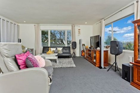 Photo of property in 1/13 Utting Street, Birkdale, Auckland, 0626