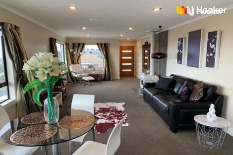 Photo of property in 90 Oakwood Avenue, Maryhill, Dunedin, 9011