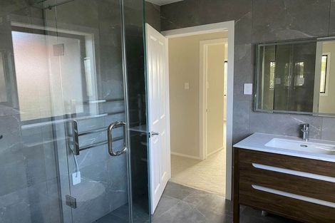 Photo of property in 62 Woodglen Road, Glen Eden, Auckland, 0602