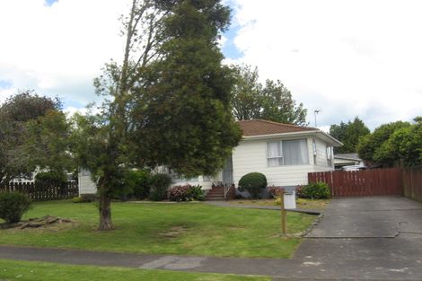 Photo of property in 23 Smedley Street, Manurewa, Auckland, 2102