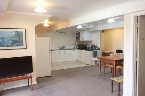 Photo of property in 313 Mangorei Road, Merrilands, New Plymouth, 4312