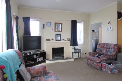 Photo of property in 2/24 Cosgrave Road, Papakura, 2110