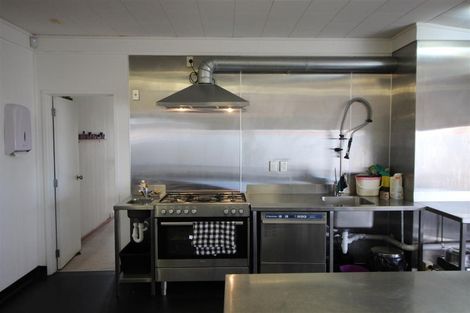 Photo of property in 61 Rimu Street, New Lynn, Auckland, 0600