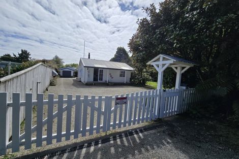 Photo of property in 195 Sale Street, Hokitika, 7810