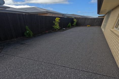 Photo of property in 6 Somerville Crescent, Aidanfield, Christchurch, 8025