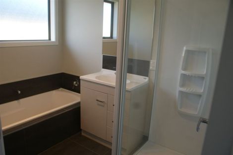 Photo of property in 4 Pohatu Lane, Otaki, 5512