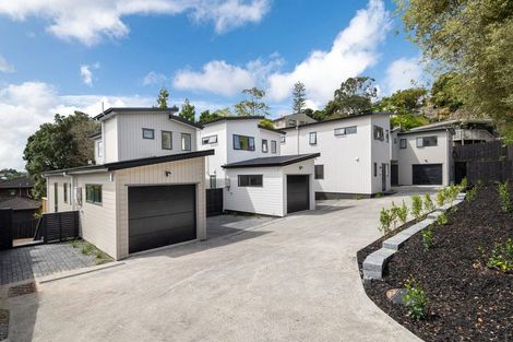 Photo of property in 11a Dianthus Place, Browns Bay, Auckland, 0630