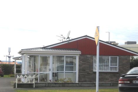 Photo of property in 1/50 Juliet Street, Stratford, 4332