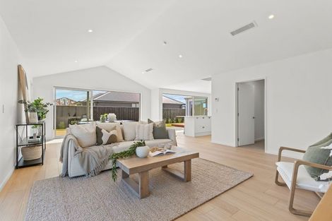 Photo of property in 52 Greig Crescent, Amberley, 7481