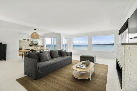 Photo of property in 4/64 Seacliffe Avenue, Belmont, Auckland, 0622