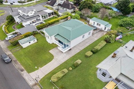 Photo of property in 5 Mariposa Crescent, Birkenhead, Auckland, 0626