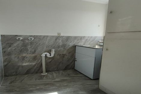 Photo of property in 4 Joanne Place, Rosehill, Papakura, 2113