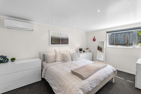 Photo of property in 107 Tiroroa Avenue, Te Atatu South, Auckland, 0610