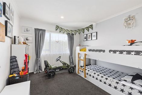 Photo of property in 43a Apple Terrace, Ranui, Porirua, 5024