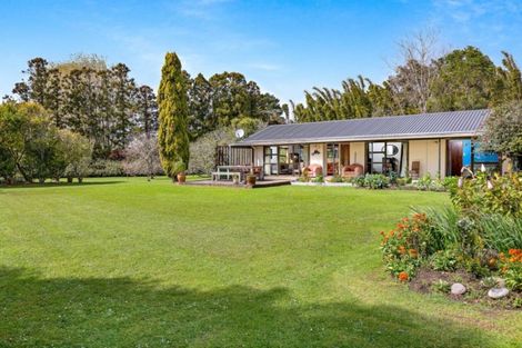 Photo of property in 28 Karaka Road, Whenuapai, Auckland, 0618