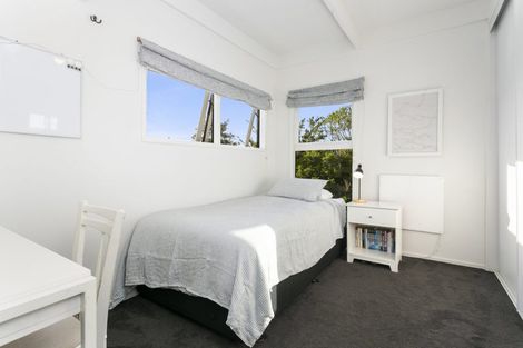 Photo of property in 6 Victory Road, Laingholm, Auckland, 0604