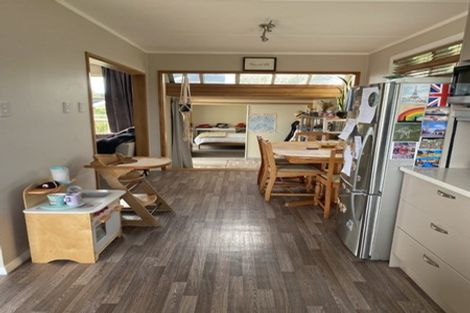 Photo of property in 26 Lyndfield Lane, Newlands, Wellington, 6037