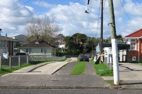 Photo of property in 17 Guthrey Place, Otara, Auckland, 2023