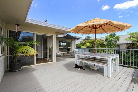 Photo of property in 27 Stella Drive, Clarks Beach, 2122