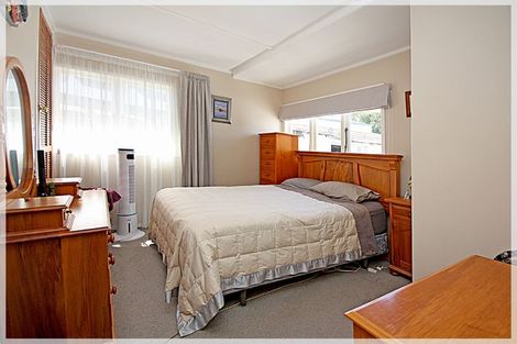 Photo of property in 3 Huia Street, Foxton Beach, Foxton, 4815